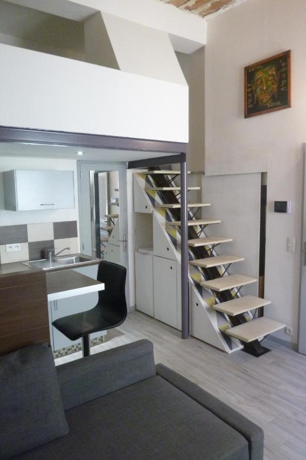 Studio Lourmarin Centre Apartment Bagian luar foto