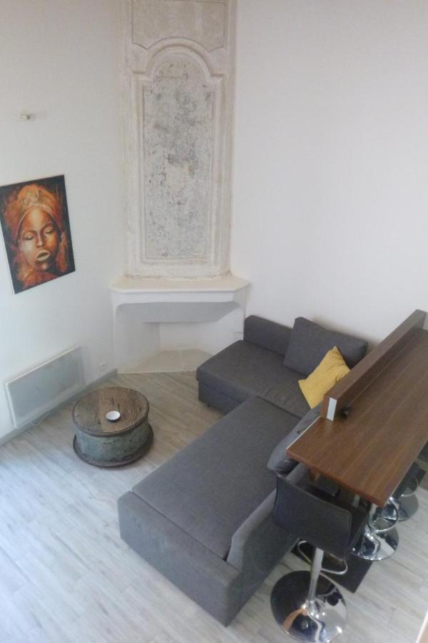 Studio Lourmarin Centre Apartment Bagian luar foto